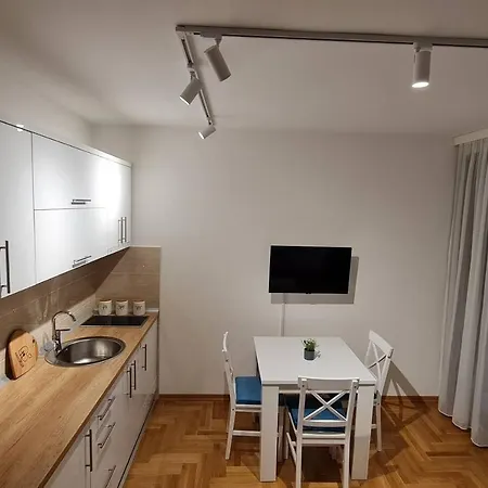 Apartment S16